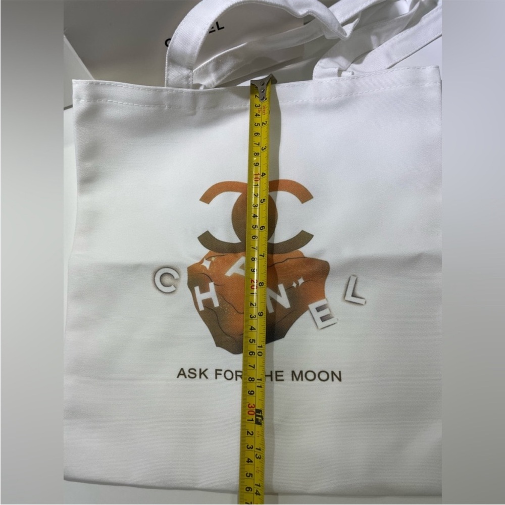 Chanel beauty gift ask for the moon canvas tote - Picture 9 of 13